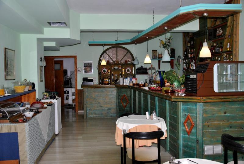 Kalypso Hotel ポロス エクステリア 写真