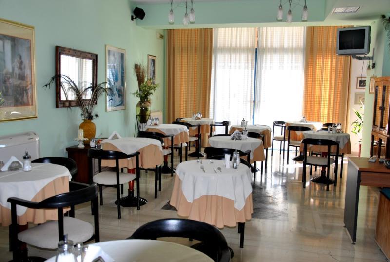 Kalypso Hotel ポロス エクステリア 写真